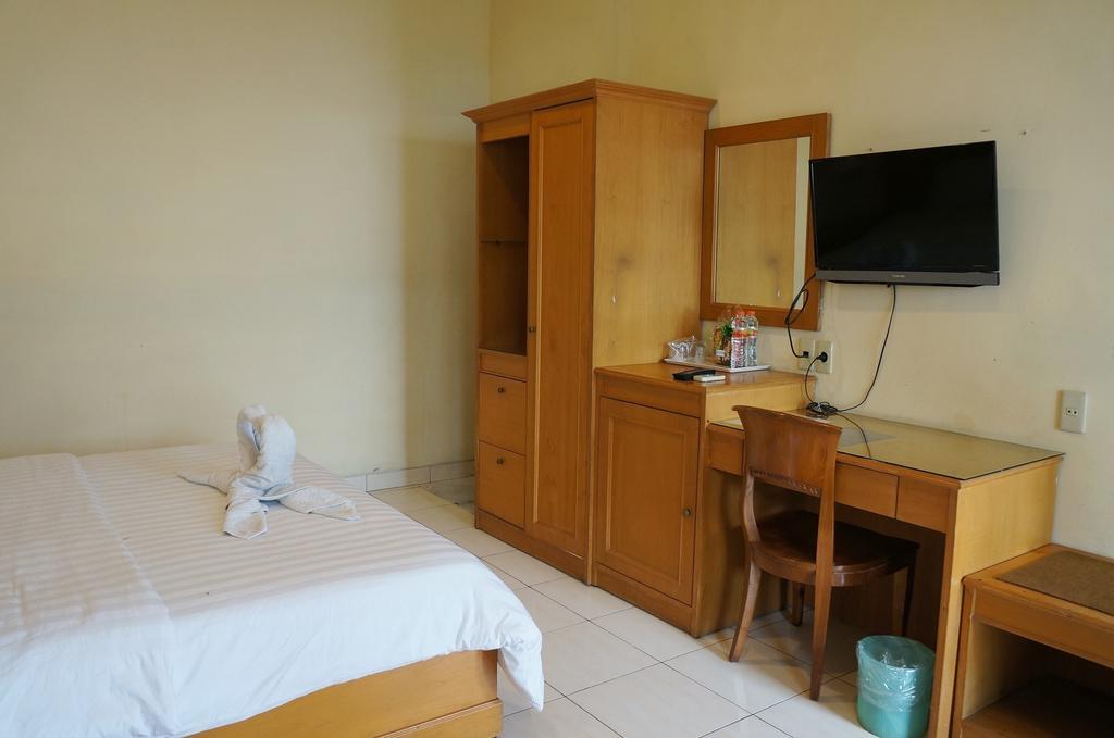 Adisurya Hotel